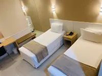 Hotel Thomasi Express Hotels in Maringa