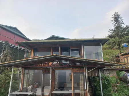 Valley View Homestay Отели рядом с достопримечательностью «Sun World Fansipan»
