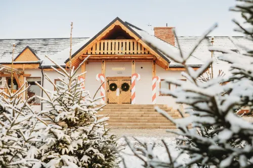 Skansen Bicz Resort فنادق في Gmina Stare Miasto