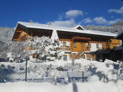 Agriturismo Pisani Hotels near Altaguardia Castle