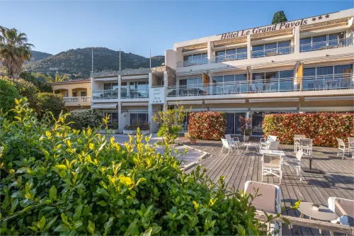 Hôtel Le Grand Pavois Hôtels à : Le Lavandou