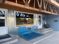 Pelican Motel