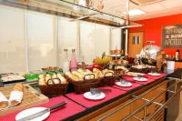 Ibis Montes Claros Shopping - breakfast