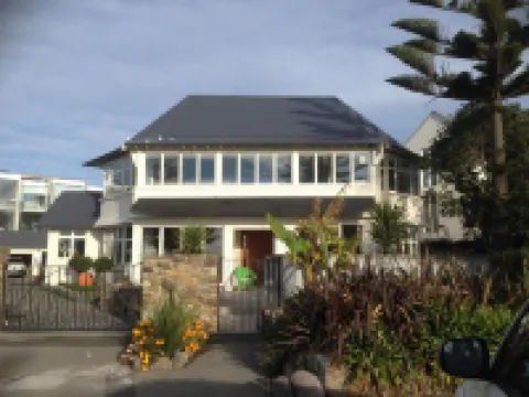 Cave Rock Guest House Hotels near Sumner