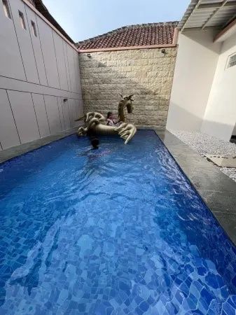 Villa Omah Tani Отели в г. Junrejo