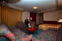 Hotel Lebed Hotel a Dolno Konjsko