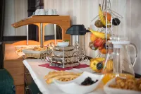 Magus Hotel - breakfast