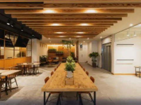 Mash Cafe & Bed Nagano Hotels in Nagano