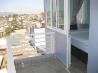 Hai Long Vuong Hotel - con vista montagne