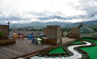 Nogodan Guesthouse and Hotel