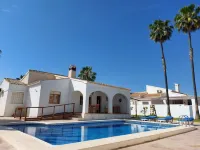 Zenia Hostel - Beach