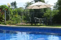 Kingswood Motel - Uima-altaat