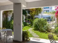 Paradise Departamentos Hotel a 