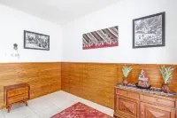 Hotel O Homestay Grand Mahkota Permai Syariah Hotel a North Cilacap