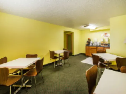 Super 8 by Wyndham Pueblo Hotels in Pueblo