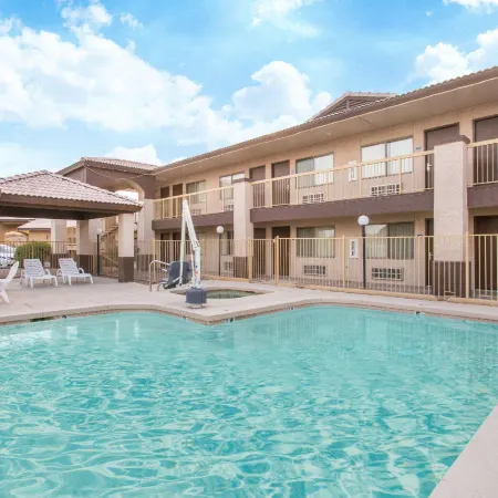 Days Inn by Wyndham Buckeye