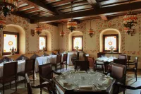 Dvor Podznoeva Hotel - Business Building