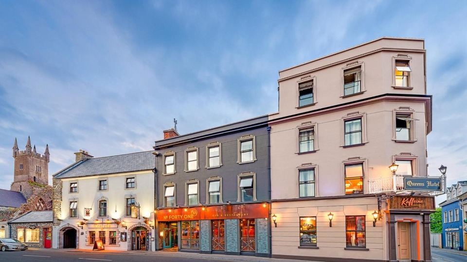 Queens Hotel