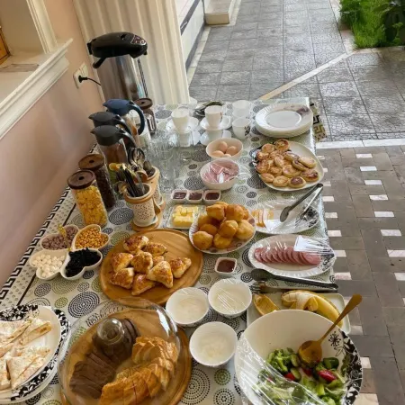 Guest House Shakuri