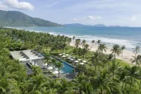 JW Marriott Cam Ranh Bay Resort & Spa - Infinity Pools