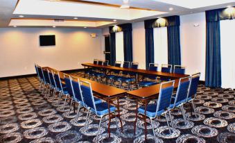 Holiday Inn Express & Suites Bonham
