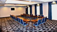 Holiday Inn Express & Suites Bonham