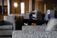 Super 8 by Wyndham Campbellton NB Hotels in Campbellton