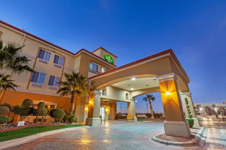 La Quinta by Wyndham CD Juarez Near US Consulate Отели рядом с достопримечательностью «Gran Plaza Juan Gabriel»