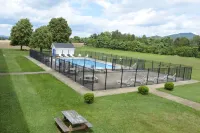 Days Inn by Wyndham Luray Shenandoah Hotels in Luray