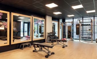 1. Moxy Mia..