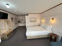 First Landing Motel