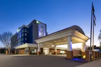 Holiday Inn Express Augusta Downtown