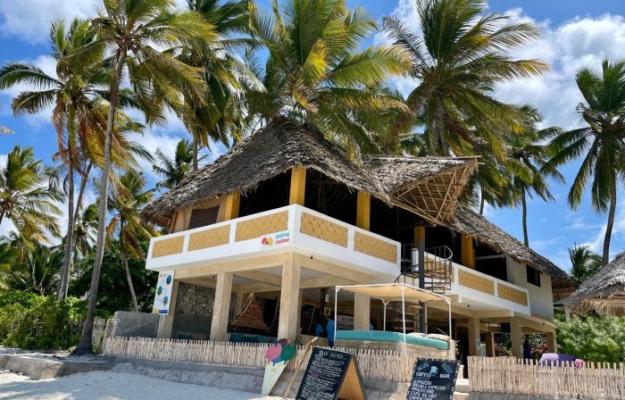 Blue Reef Sport & Fishing Lodge and Bungalows