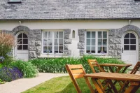 La Brise Hotels in Saint-Pol-de-Leon