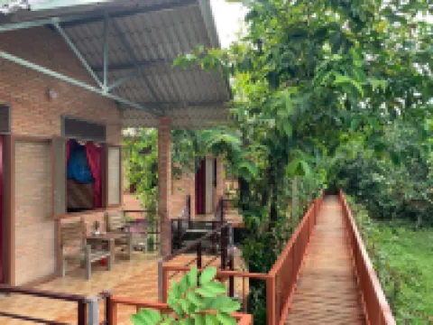 Gibbon Singing Home Stay Hotels in Nam Cat Tien