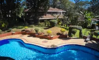 The Drexel House Kenya - สระว่ายน้ำแบบอินฟินิตี้