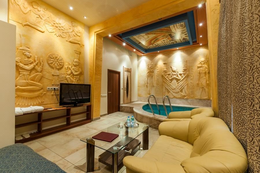 Kron Hotel