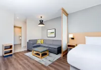 Hyatt Place Kelowna Hotels in Kelowna