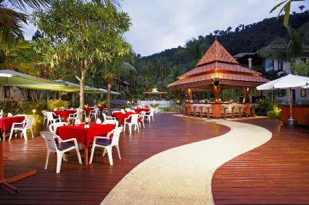 Khaolak Bayfront Resort Отели в г. Хао Лак