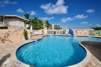 Gilbert's Resort & Marina - Pools