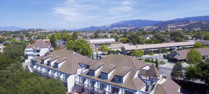 Vinland Hotel and Lounge Hotels in Solvang