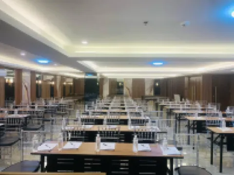 El Vistra Hotel Angeles