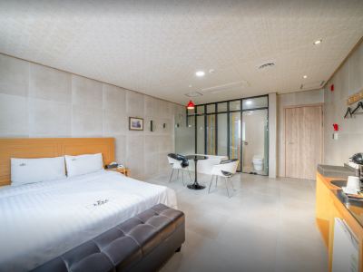 Gosung Zaza Hotel