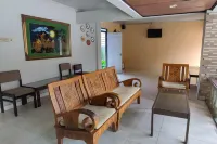 Komajaya Komaratih Hotel Hotels in Tawangmangu