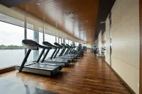 V Plaza Hotel - Phòng Gym