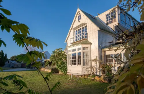 Hawley House Hotels in Port Sorell