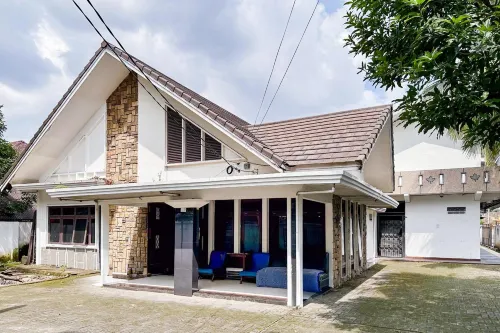 RedDoorz Near Gajah Mada Park Medan - Homestays