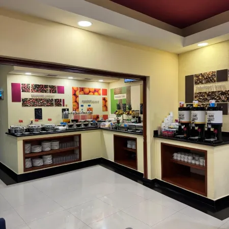 Hampton Inn by Hilton Tampico – Zona Dorada