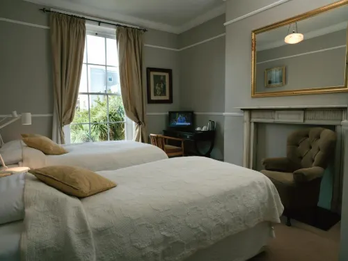 Harveys Guest House - Pensions