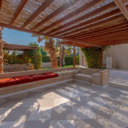 Vesta - Luxury Villa - 5Br - Sabina